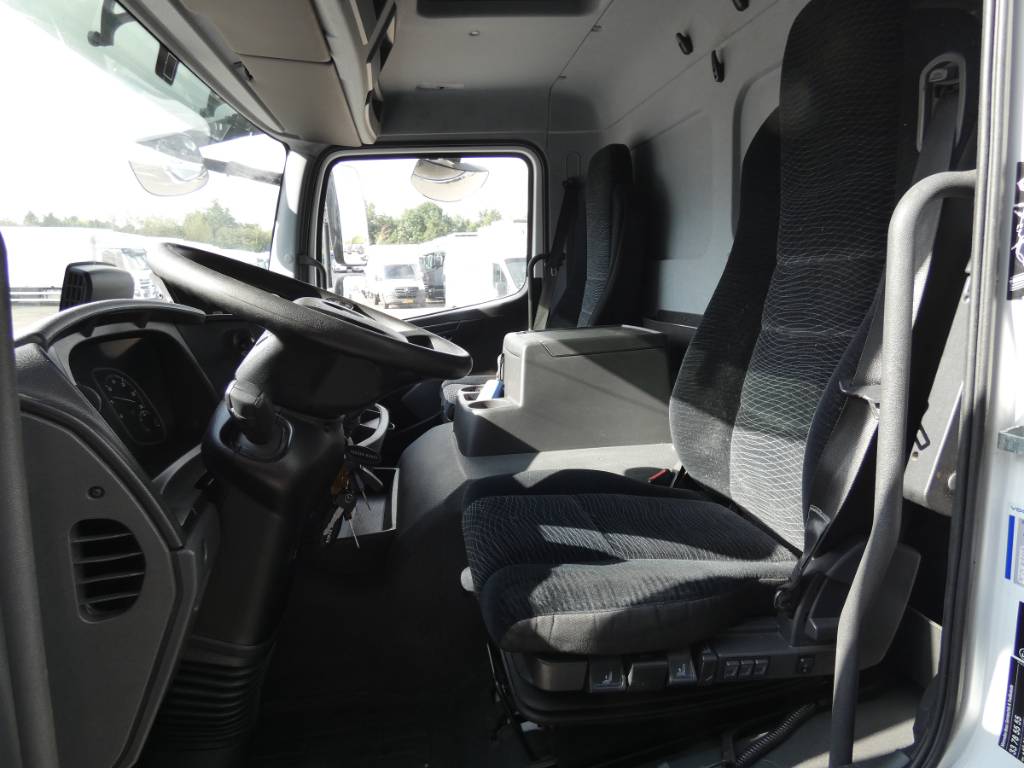 mercedes-benz-atego-122452d663e2.jpg