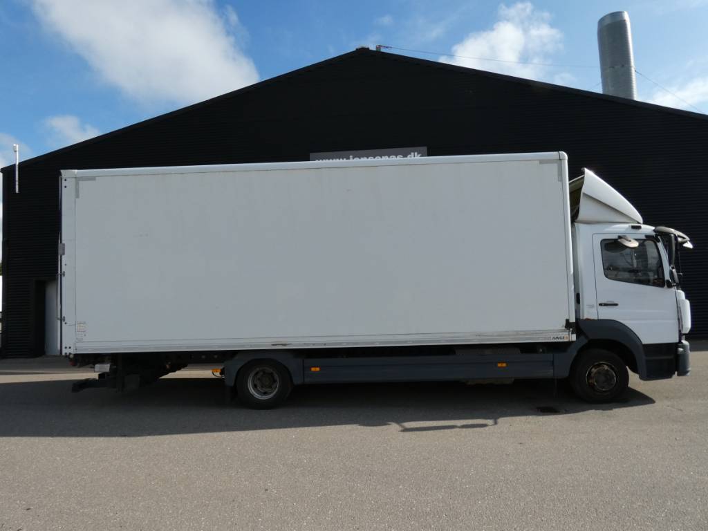 mercedes-benz-atego-12247d1cc42a.jpg