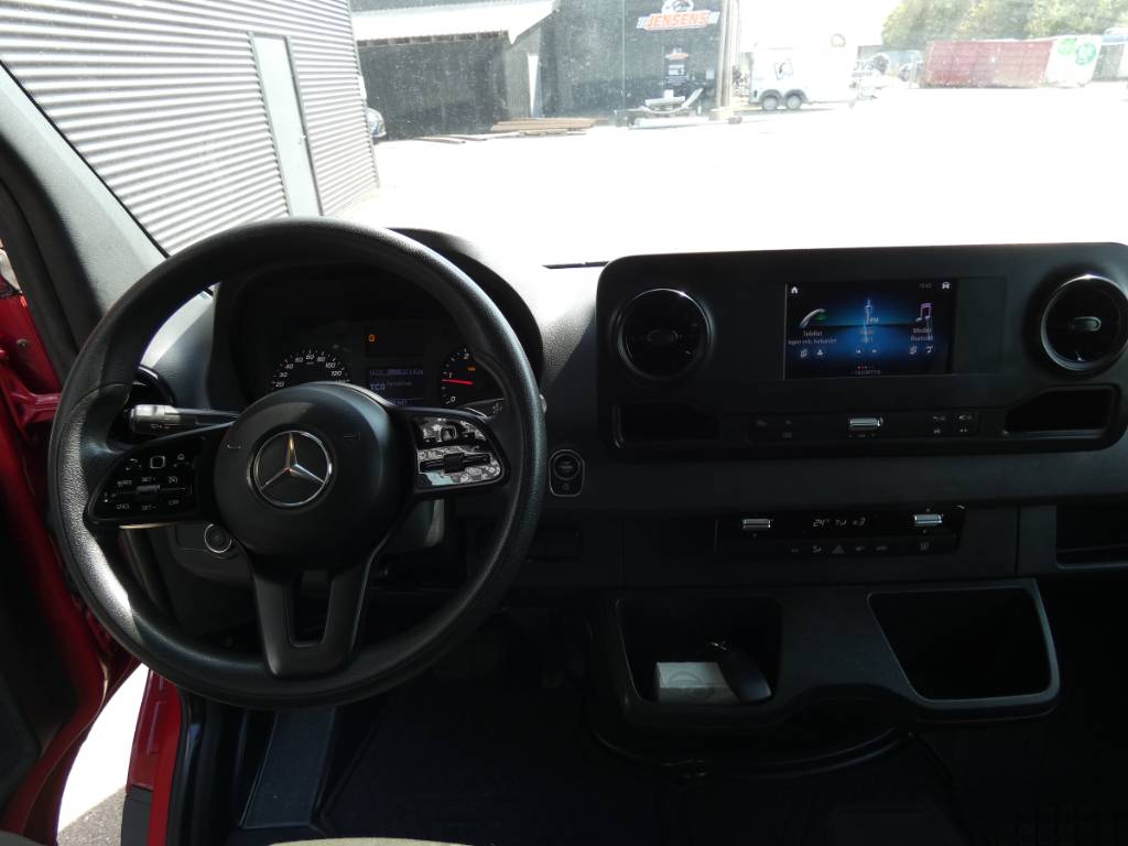 mercedes-benz-sprinter-516b15539e5.jpg