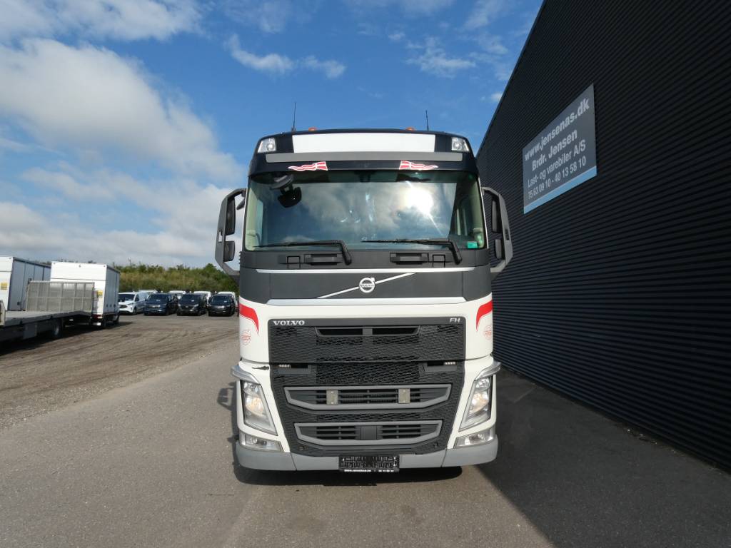 volvo-fh-50020922f1c.jpg
