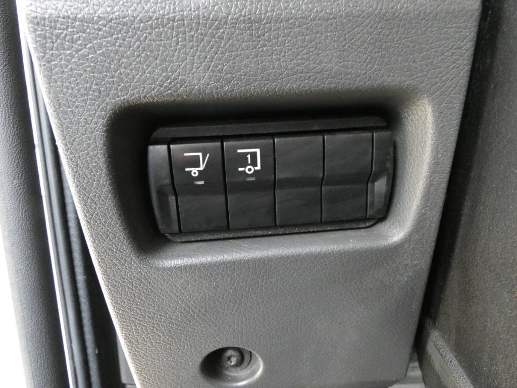 mercedes-benz-atego-8160641d160.jpg
