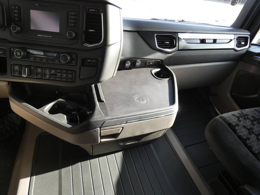 scania-r-4503564e306.jpg