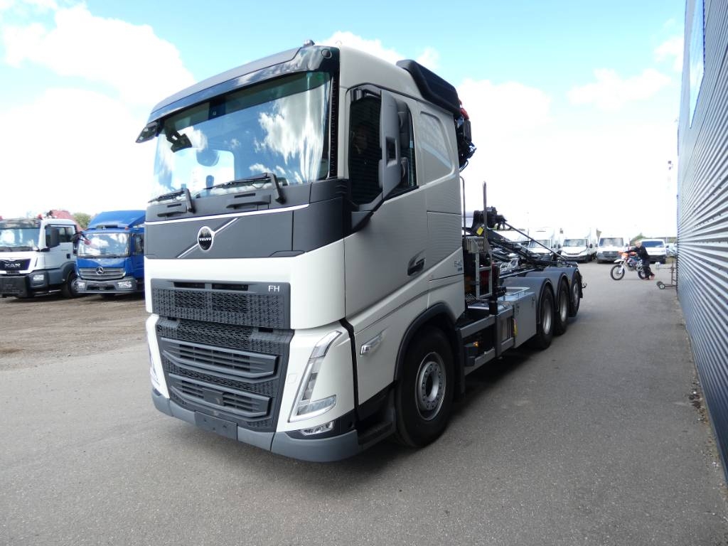 volvo-fh-540-8x4574bda07.jpg