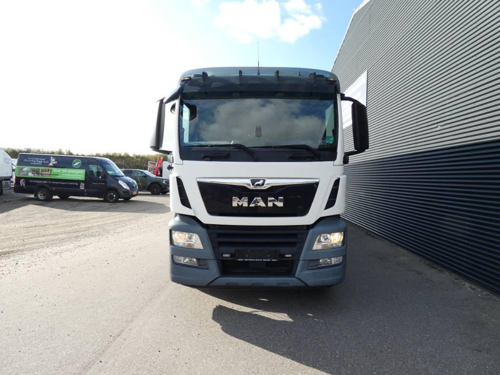 man-tgs-35-320b09cb24a.jpg