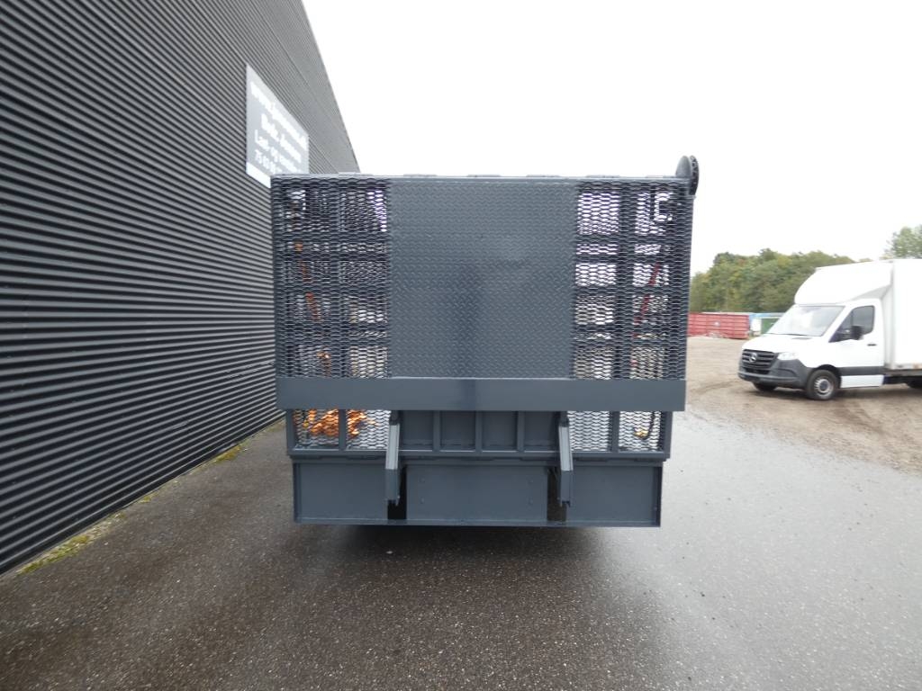 mercedes-benz-antos-2535231d59af.jpg