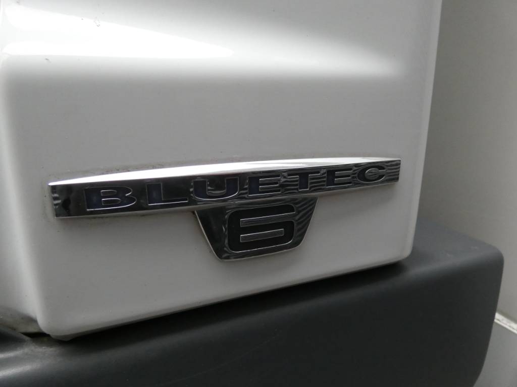 mercedes-benz-atego-1224019897f4.jpg