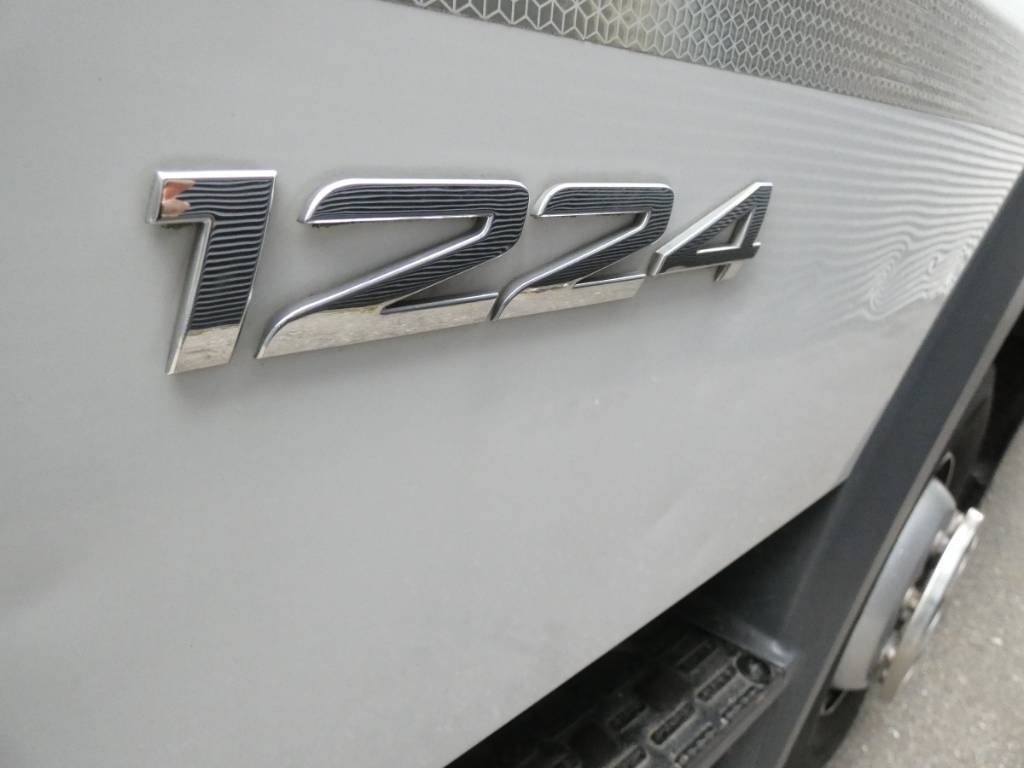 mercedes-benz-atego-1224181acbf5.jpg