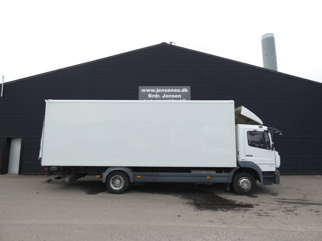 mercedes-benz-atego-12243c4404c1.jpg