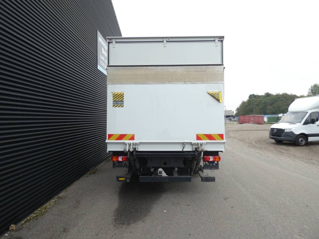 mercedes-benz-atego-1224bfef6bdc.jpg