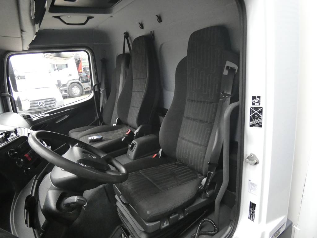 mercedes-benz-atego-1224e1866c46.jpg